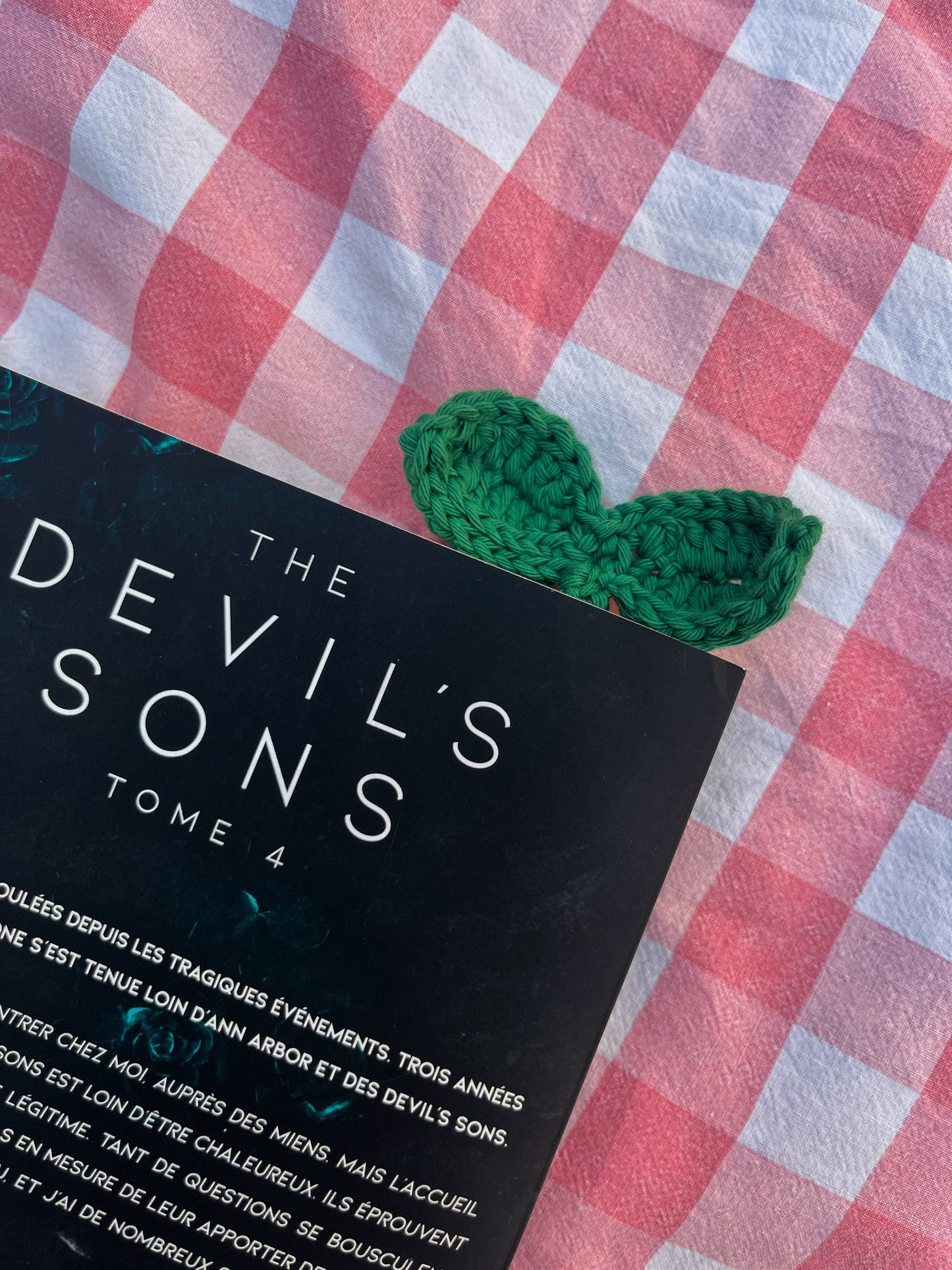 Marque-page au crochet feuille